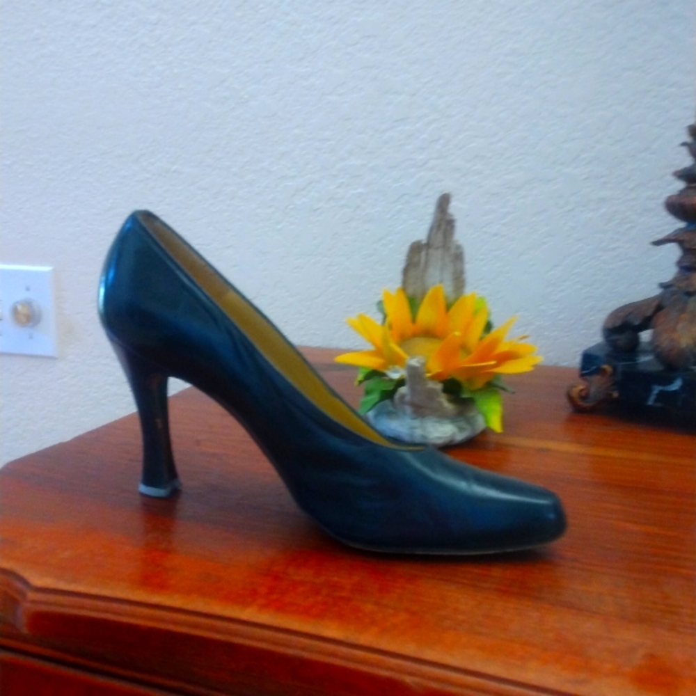 Sesto Meucci Ole three inch heels
